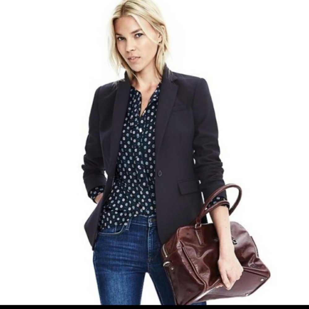 Banana Republic 2 Button Blazer